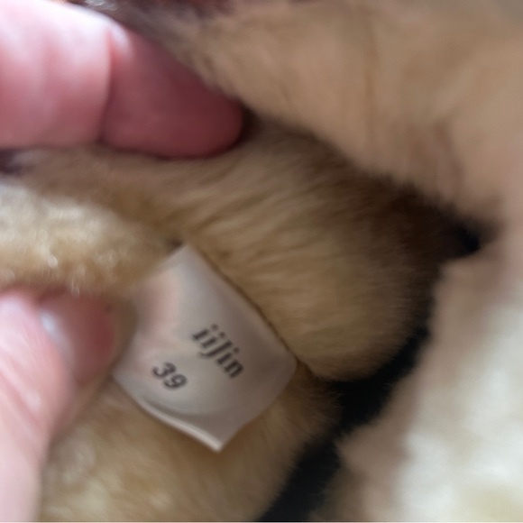 IiJin Women’s Faux fur lined ankle boots - Picture 3 of 4